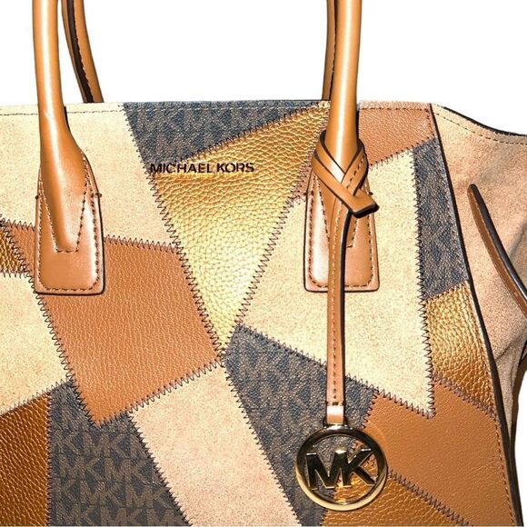 Michael Kors avril patchwork design bag. New - Picture 10 of 17